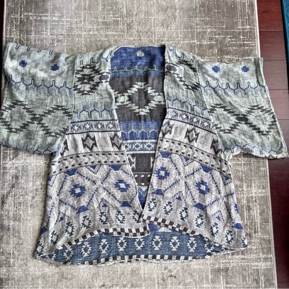 Blue & White Patterned Knit Poncho - Picture 3 of 6